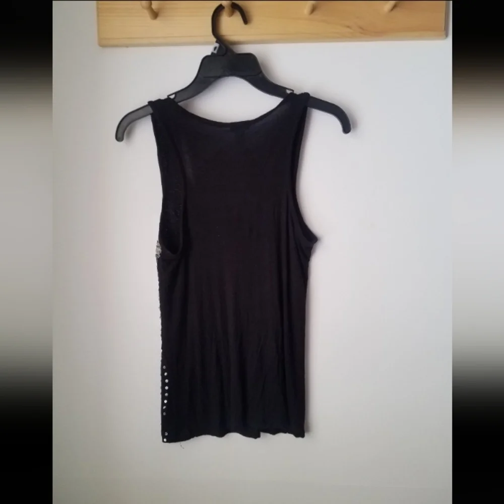 DIVA Sparkly Sequin Sleeveless Top / Black Silver - Picture 4 of 6